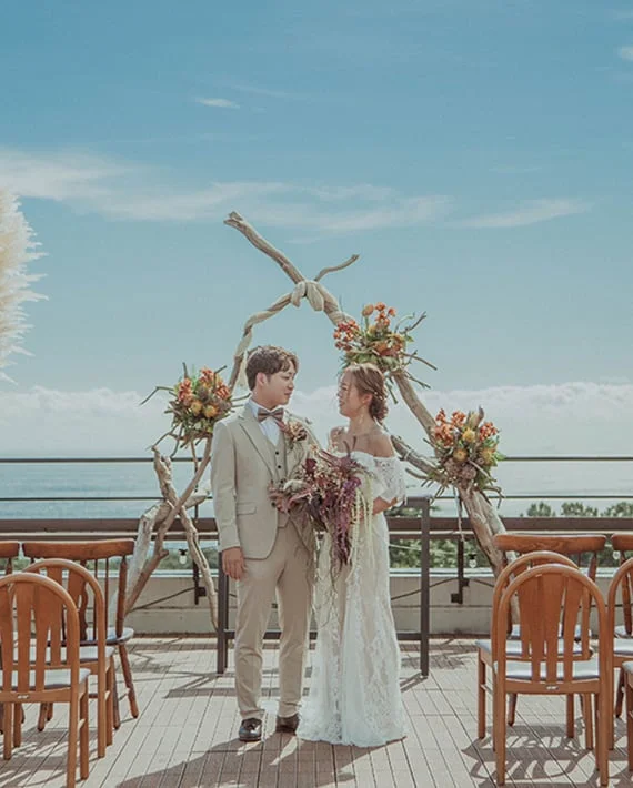 「Tipsy mood」オールナイトで酔いしれる一棟貸しの宿泊ウェディング